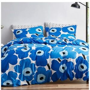 COPY - Marimekko Unikko Comforter twin